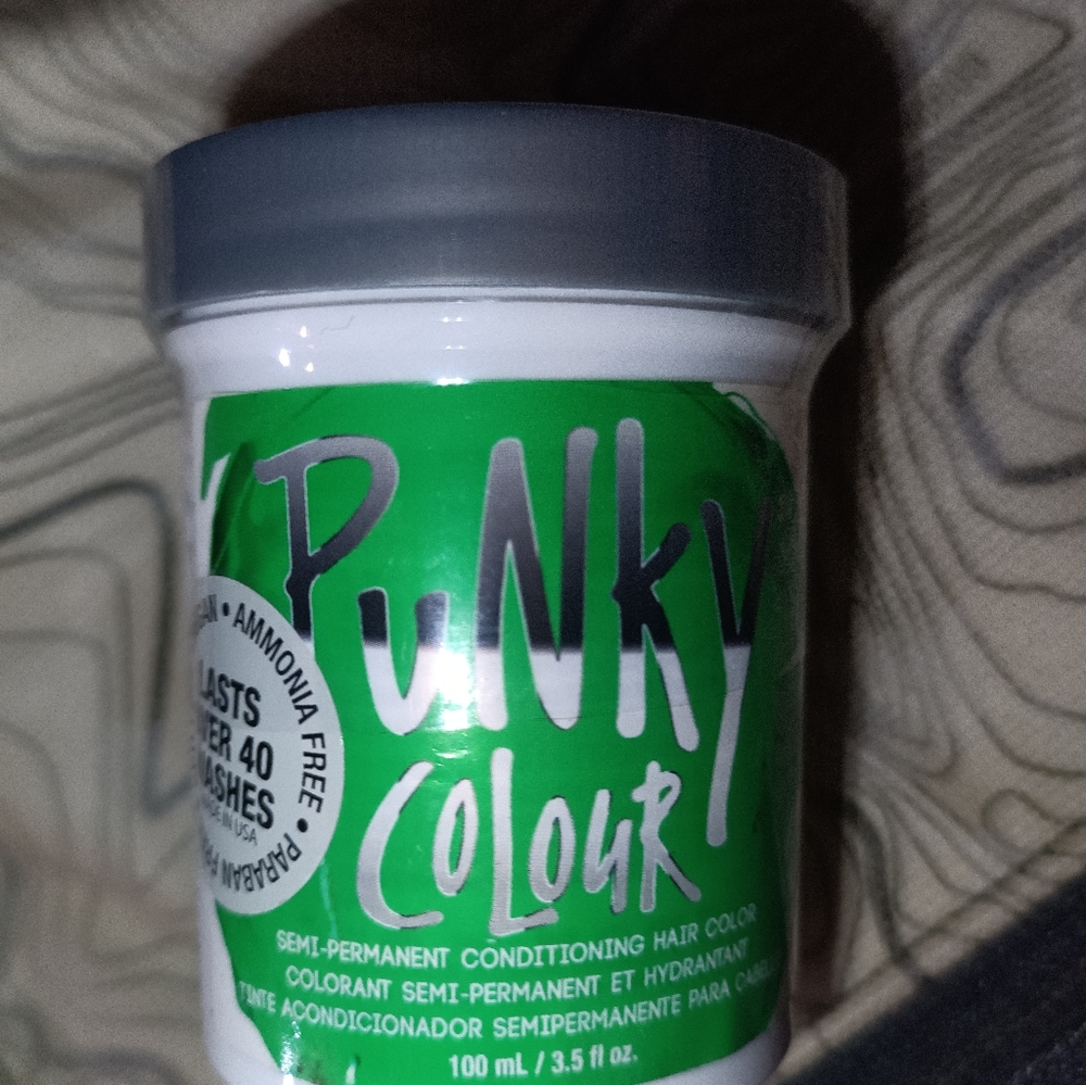 Apple Green Hair Dye - Picture 2 of 2